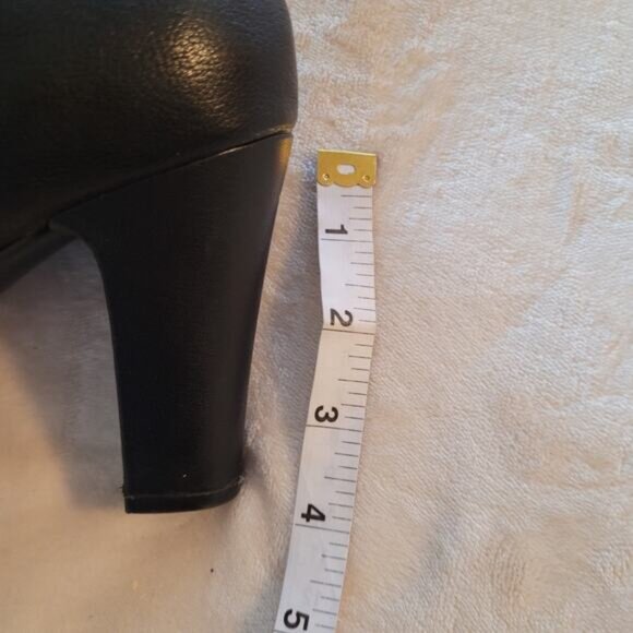 Euro Soft by Sofft Black Leather Booties - Size 10 - Picture 9 of 10